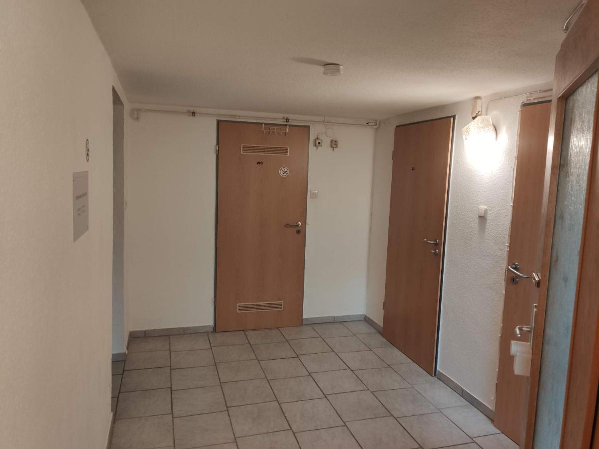 Ferienwohnung Schönes einfaches zentrales Zimmer in Oldenburg Exterior foto